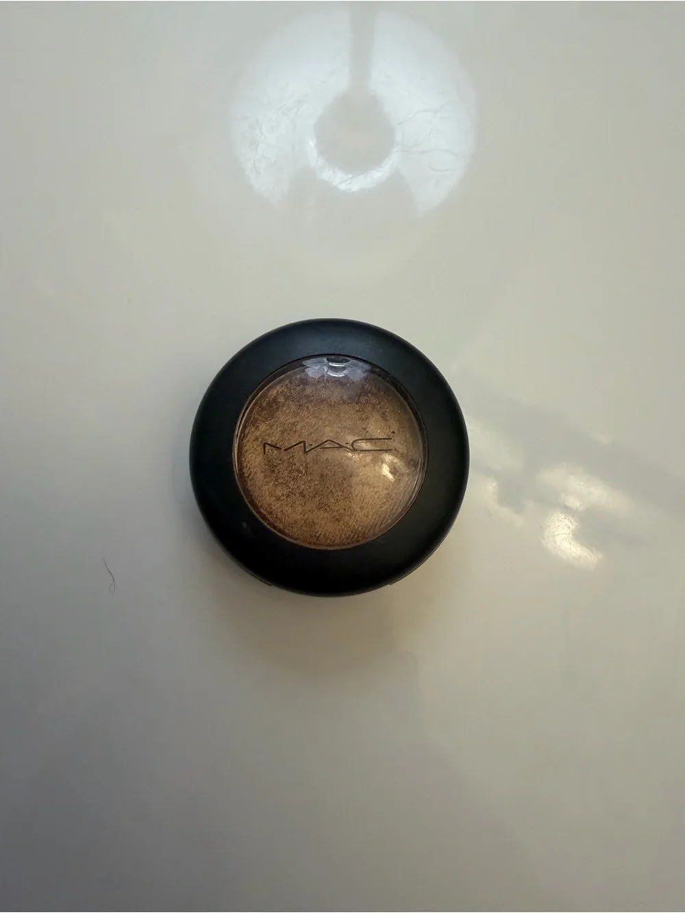 MAC Cosmetics Amber Lights Shimmer Eyeshadow-excellent used cond. Beautiful glow